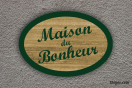 Plaque de maison personnalisée - Bonheur | 1Signe by Pic Bois